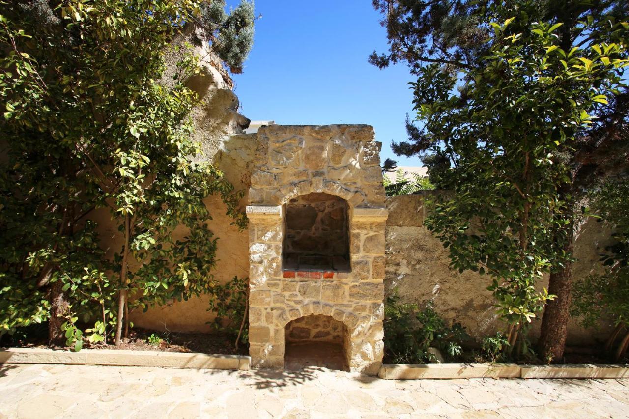 Villa Radamanthis Sívas Exterior photo